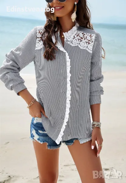 Дамска риза на райе в черно и бяло с бродирани детайли, снимка 1