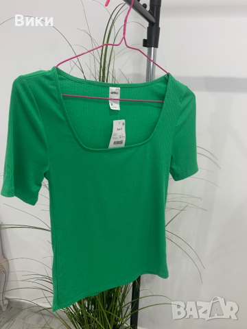 Дамска блуза в размер S, снимка 9 - Тениски - 44867252