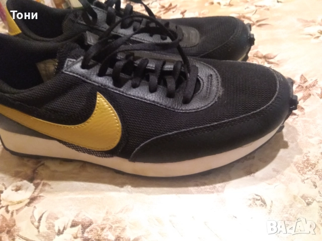 NIKE Оригинални Нови Дамски Маратонки от Естествена Кожа и Текстил 39 , снимка 13 - Маратонки - 52181690