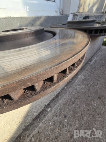 4H0615301 AN Комплект предни спирачни дискове AUDI A8 D4 4.2TDI 351hp, снимка 4 - Части - 52638050