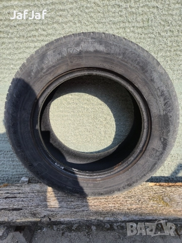 Зимни гуми Semperit 215/65/16 4 броя за 50лв., снимка 4 - Гуми и джанти - 52079246