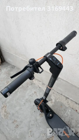 Електрическа тротинетка Ninebot F2 Plus, снимка 1