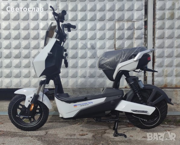 Електрически скутер 500 вата модел YCL бял цвят 20Ah батерия, снимка 2 - Мотоциклети и мототехника - 43728342