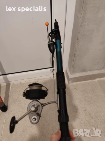 Риболовен комплект от 8 части: Маркови въдици Daiwa и Sert + макари Shimano и Caperlan, снимка 3 - Въдици - 53292622