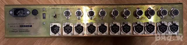 Студиен смесител Dwight Cavendish VP-710-01, снимка 2 - Ресийвъри, усилватели, смесителни пултове - 48455919