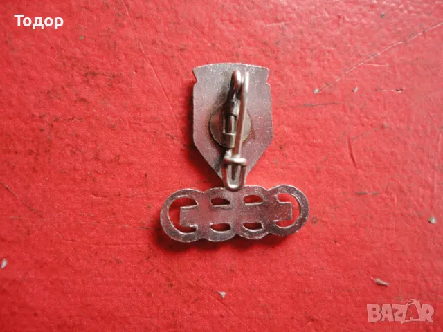 Автомобилна значка знак DKW Auto union  с емайл , снимка 5 - Колекции - 50273630