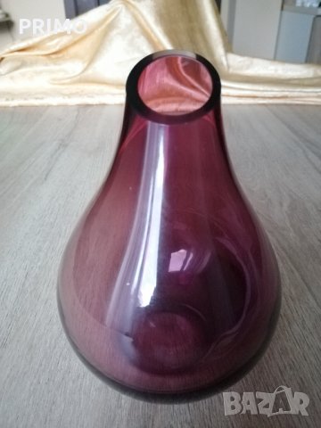 Ваза, стъклена, цветна