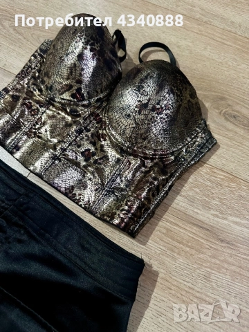 Комплект от черна пола и корсет в змийски принт, снимка 4 - Корсети, бюстиета, топове - 51737235