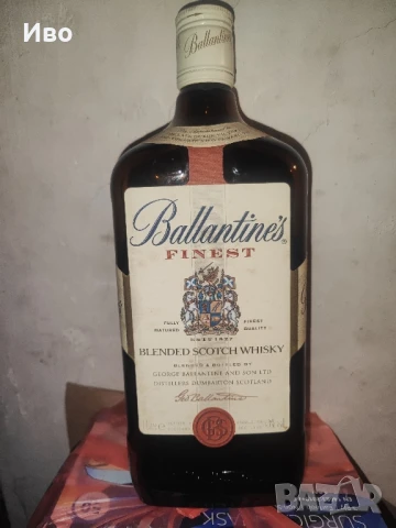 Ретро бутилка - Ballantines от 80-те,1литър с 43% алкохол.
