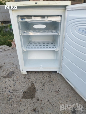 Малък фризер Candy, снимка 2 - Фризери - 51674789