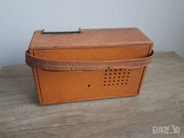 Старо радио Reela, снимка 4 - Антикварни и старинни предмети - 35037493
