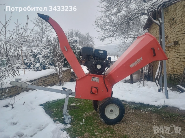 Бензинова дробилка за клони Hecht 6642