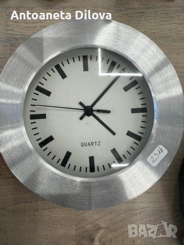 Стенен часовник Quartz, снимка 1 - Стенни часовници - 43689018