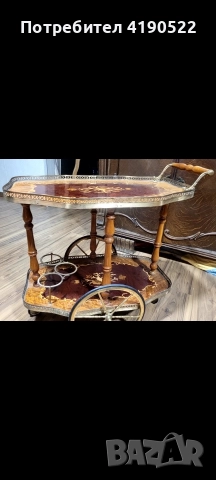 Продавам маса