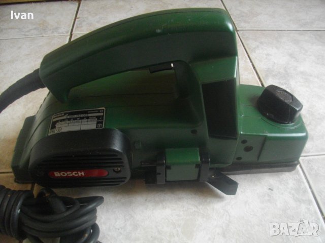 BOSCH P400-Немско Ел.Ренде-Хобел-ОТЛИЧНО-600 Вата-2,8А-Нож 74мм-2мм Стружуване-БОШ, снимка 6 - Други инструменти - 36856004