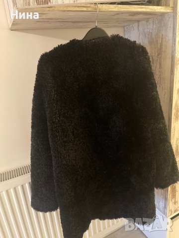 Пухкаво черно палто Mango, снимка 5 - Палта, манта - 43623489