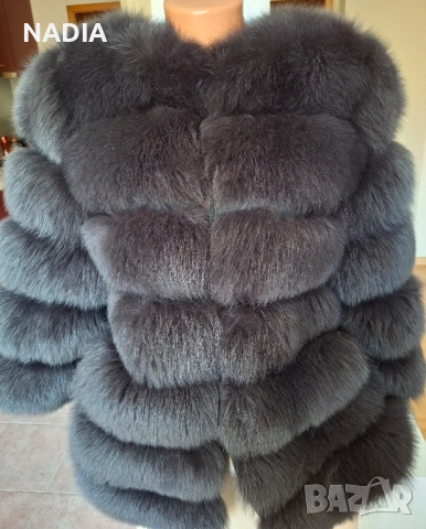 Палто с естествен косъм, снимка 2 - Палта, манта - 52221494