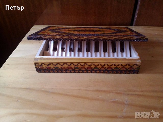 Пирографирани кутии за цигари, снимка 2 - Декорация за дома - 33175817