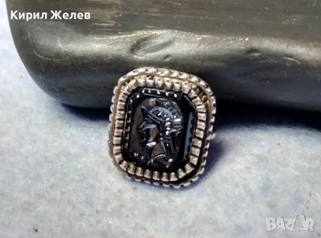 Стара СРЕБЪРНА АПЛИКАЦИЯ За ПРЪСТЕН / БРОШКА с ГЕМА / ИНТАЛИЯ ГЛИПТИКА Върху ЧЕРЕН ОНИКС 36988