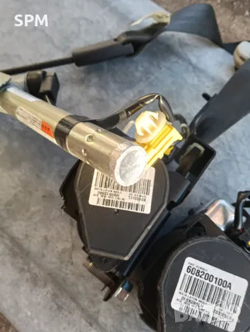 Хонда ЦРВ3 предни предпазни колани, снимка 4 - Части - 49459206