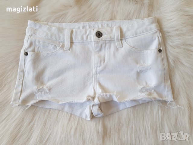 Бели дънкови панталони размер С, снимка 4 - Къси панталони и бермуди - 26311846
