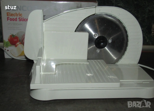 Електрическа машина Sencor, за рязане на колбаси, хляб, зеленчуци, сирена, снимка 2 - Кухненски роботи - 53092222