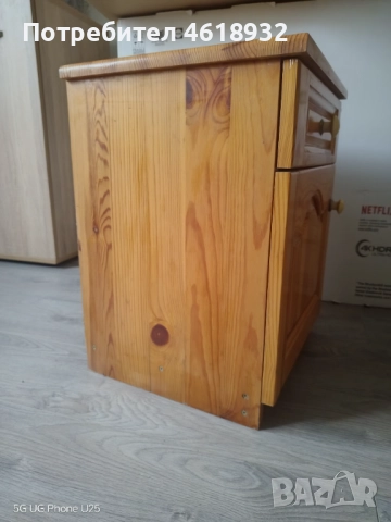 Нощно шкафче , снимка 2 - Шкафове - 52898355