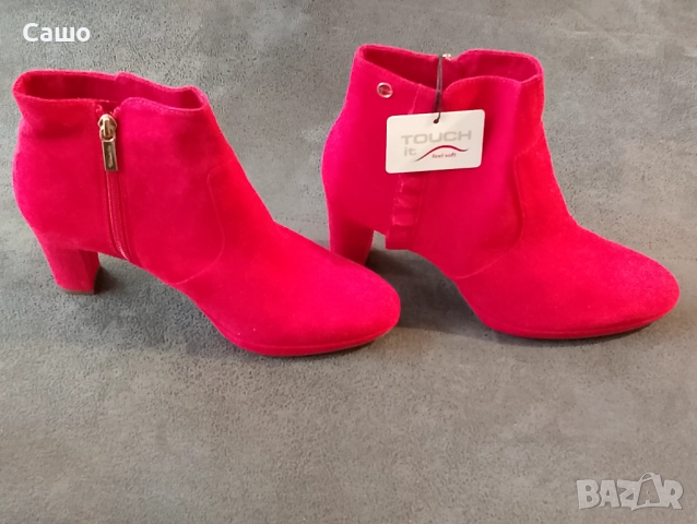 Дамски боти , снимка 2 - Дамски боти - 52673667