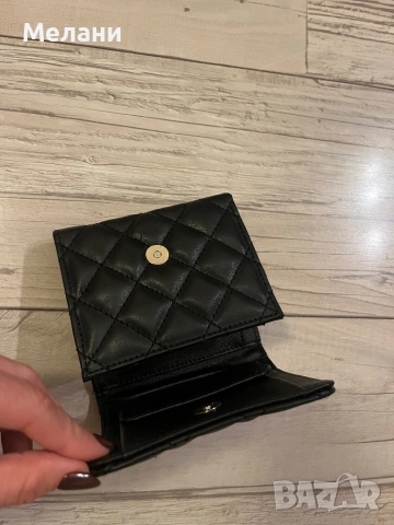 Нови дамски портмонета Guess с кутия, снимка 10 - Портфейли, портмонета - 52240781