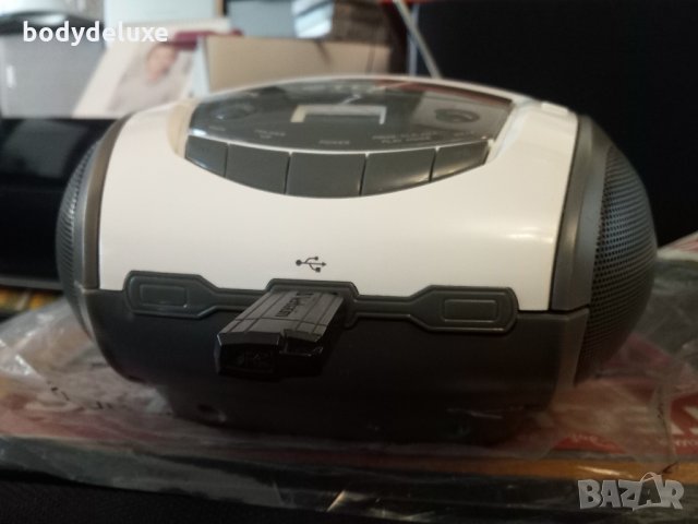 TDK TBC8717 CD/USB портативен бумбокс с аукс и флашка, снимка 4 - Радиокасетофони, транзистори - 18976846