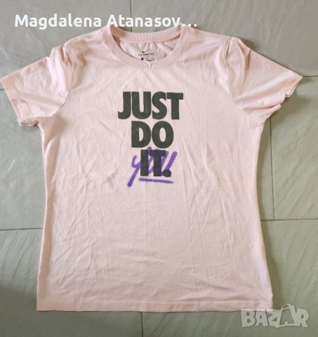 Дамска тениска Nike 