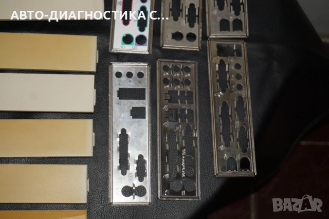 Лот от различни компютърни компоненти Преден Панел Dell/Lenovo Thinkcentre/Пластмасови Капаци/, снимка 12 - Други - 51704767