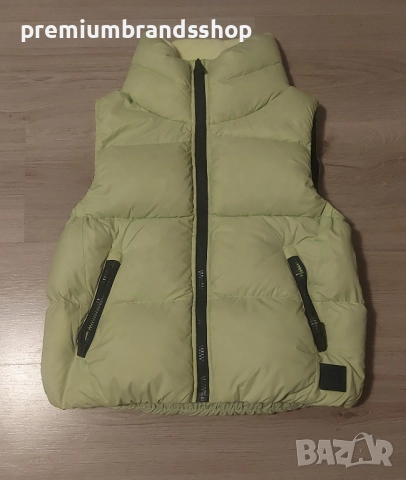 Under armour елек пухен S/M дамски 