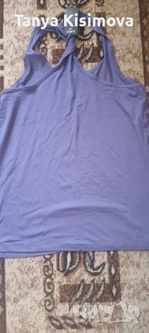 дамски топ с ефектен гръб