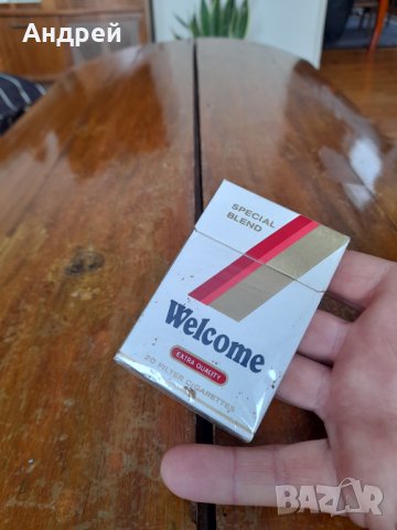 Стара кутия от цигари Welcome