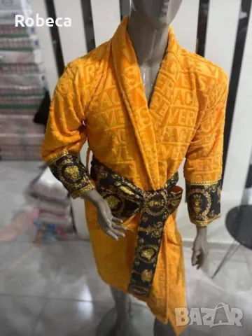 Халат VERSACE, снимка 2 - Други - 33835157