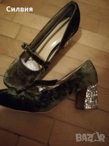 Нови,велур за 25 лв