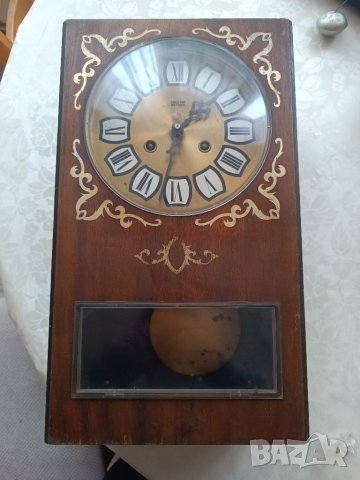 Стенен часовник Predom Metron