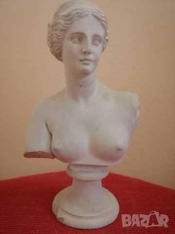Стар гипсов бюст на Венера Милоска(Афродита). , снимка 1 - Антикварни и старинни предмети - 32333468