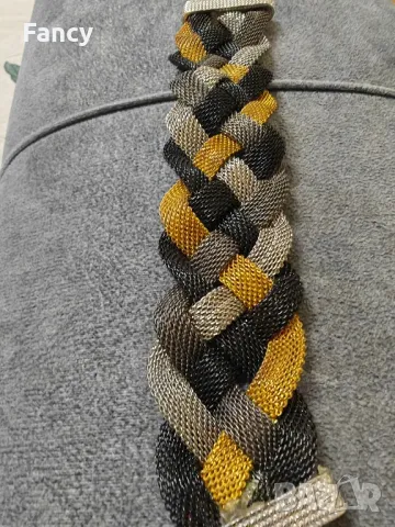 Метална, четирицветна плетена гривна, снимка 5 - Гривни - 49236780