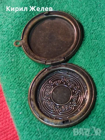 СТИЛНО ОРНАМЕНТИРАН БРОНЗОВ ВИНТИДЖ МЕДАЛЬОН За 2 СНИМКИ ВЪТРЕ 43451, снимка 10 - Колиета, медальони, синджири - 46800739