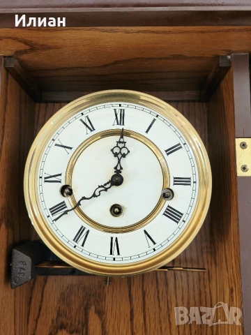 Стенен часовник, снимка 2 - Антикварни и старинни предмети - 53515152