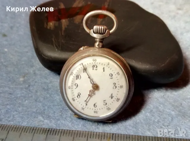 Стар ШВЕЙЦАРСКИ СРЕБЪРЕН ДЖОБЕН ЧАСОВНИК с КРАСИВА РЕТРО ОРНАМЕНТИКА ФУНКЦИОНИРАЩ 47690