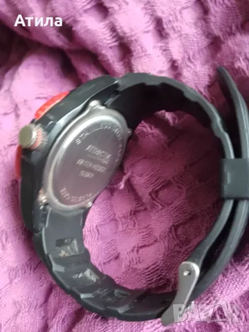 часовник , снимка 3 - Други ценни предмети - 47769690