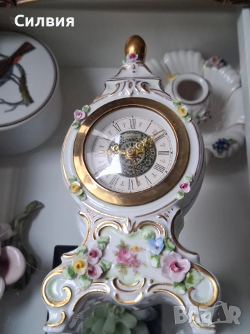 Часовник , снимка 5 - Антикварни и старинни предмети - 52833666