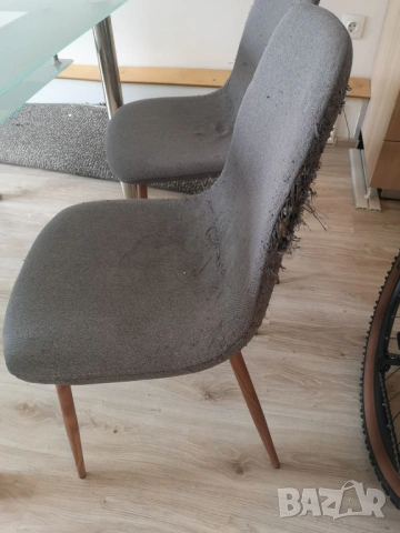 Продавам стъклена трапезна маса Аманда - Виденов с 4 стола JONSTR Jusk, снимка 5 - Маси - 53256821