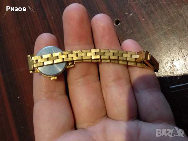 Дамски часовник Чайка, снимка 2 - Дамски - 52501394