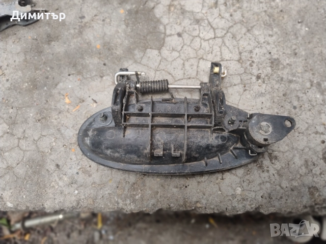 Дръжка Външна Предна Дясна За Рено Лагуна 1998г / Renault Laguna 1998y, снимка 2 - Части - 51438001