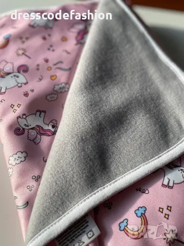 Практична бебешка пелена в розово с еднорози, снимка 2 - Спално бельо и завивки - 48587031