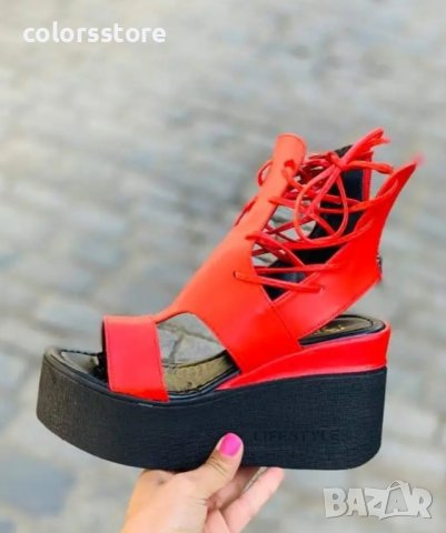 Сандали на платформа - червена кожа с черно ходило - 3420